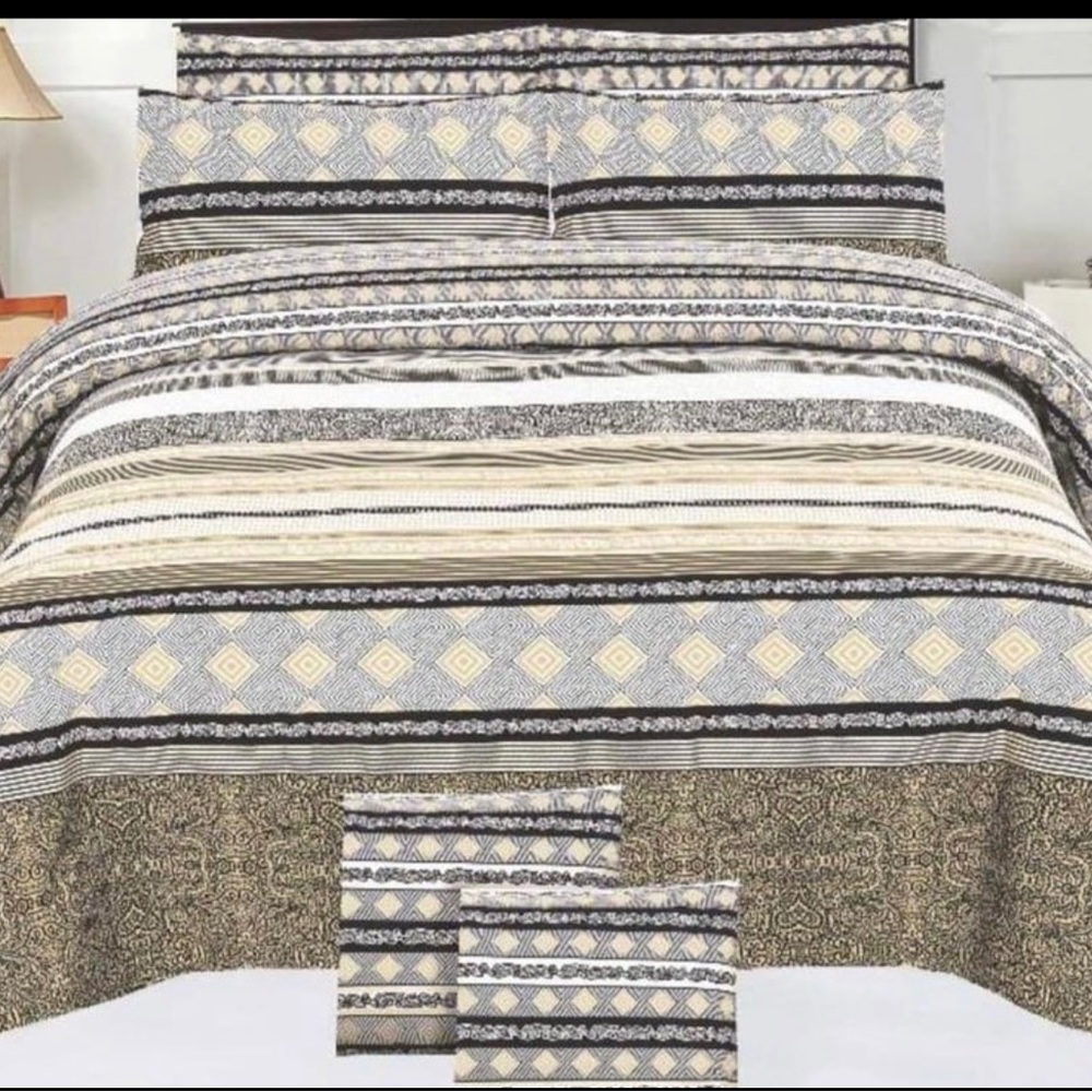COPY - Queen size black & beige duvet set